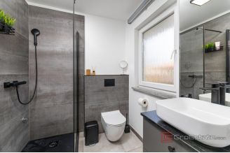 017 1021 29 Krk House with sea view for sale