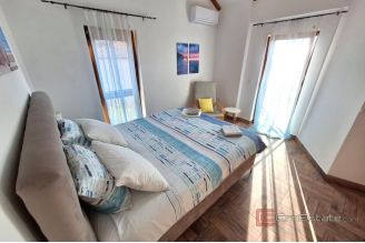 017 1021 30 Krk House with pool for sale