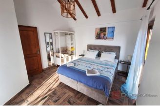 017 1021 30 Krk House with pool for sale