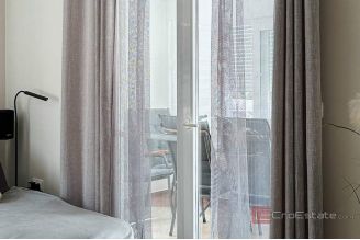 014 2043 179 Pakostane Three bedroom apartment with parking for sale