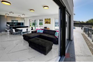 014 1021 33 Krk Modern villa with sea view for sale