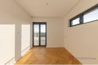 020 2031 203 Sukošan Modern villa with panoramic sea view sale