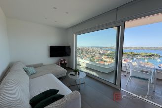 015 2035 257 Trogir Luxury penthouse with an open sea view for sale
