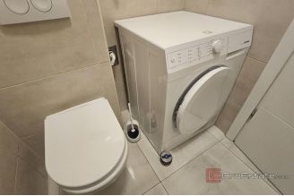 018 1023 21 Krk Three storey apartment with pool for sale