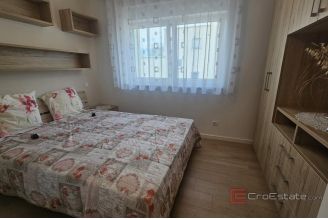 018 1023 21 Krk Three storey apartment with pool for sale