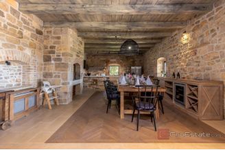 019 1026 15 Zadar Luxurious villa with tennis court for sale