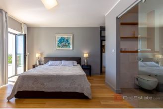 019 1026 15 Zadar Luxurious villa with tennis court for sale