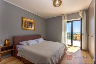 019 1026 15 Zadar Luxurious villa with tennis court for sale