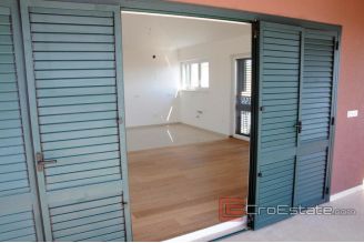 017 island ciovo duplex apartman for sale