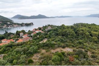 007 2052 72 Dubrovnik Building land with a sea view for sale