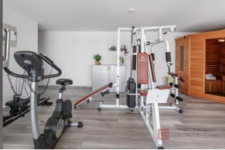 018 2029 107 Omis Villa with pool and sea view for sale