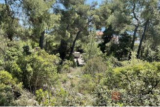 007 2052 73 Korcula Land with a sea view for sale