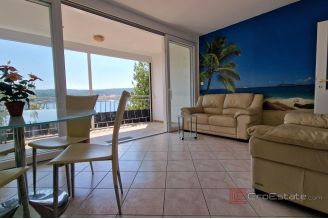 012 1023 22 Two storey apartment with sea view for sale