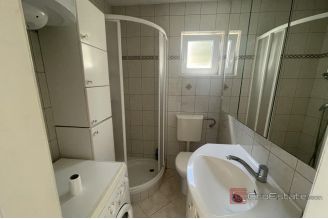 012 1023 22 Two storey apartment with sea view for sale