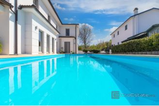 020 1023 23 Krk Modern house with a pool for sale