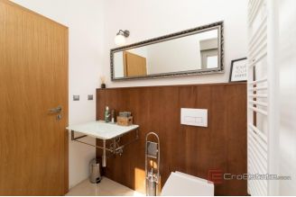 020 1023 23 Krk Modern house with a pool for sale