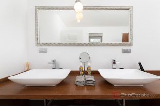 020 1023 23 Krk Modern house with a pool for sale