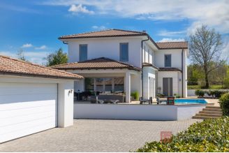 020 1023 23 Krk Modern house with a pool for sale