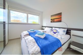 010 1023 25 island krk two bedroom apartment with sea view for sale