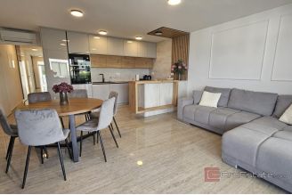 015 1023 23 Krk Luxury apartment with a pool for sale