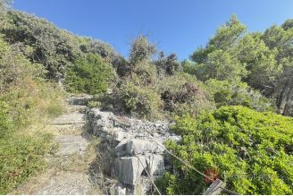 011 5405 30 Brac Attractive land first row to the sea sale