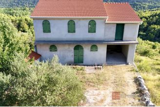 007 2049 55 Omis Detacher roh bau house for sale