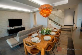 015 2029 108 primosten modern villa with pool and sea view for sale