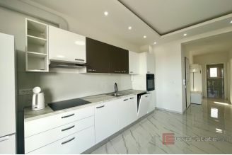 015 1023 26 Krk Apartment with a sea view for sale