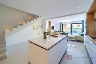 013 5406 30 Krk Modern duplex with pool for sale
