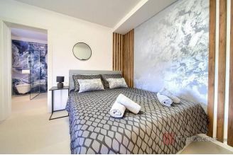 013 5406 30 Krk Modern duplex with pool for sale