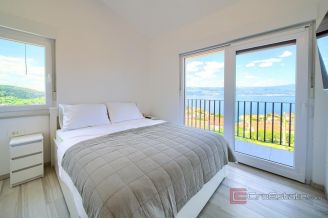 014 1023 28 Krk Semi detached villa with pool and sea view for sale