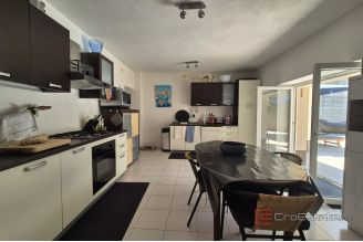 014 5407 30 Vodice Two storey house with pool for sale