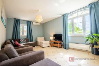 018 1023 29 island krk house with swimming pool for sale