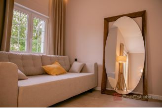 018 1023 29 island krk house with swimming pool for sale