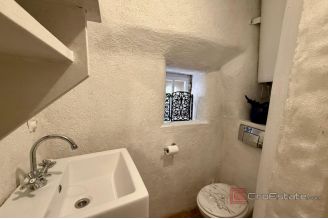 017 1023 30 Krk Stone house in centre with sea view for sale