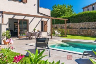 020 1023 34 Krk Modern house with pool for sale