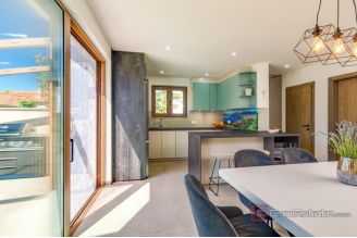 020 1023 34 Krk Modern house with pool for sale