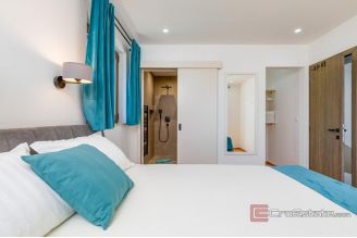 020 1023 34 Krk Modern house with pool for sale