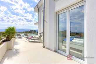 012 1023 36 island krk modern two bedroom apartment with pool for sale