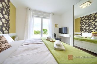 012 1023 36 island krk modern two bedroom apartment with pool for sale
