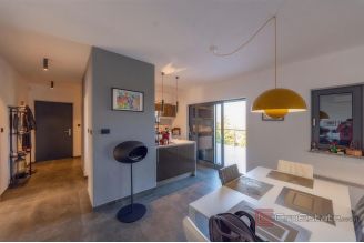 018 1023 35 Krk house with pool and sea view for sale