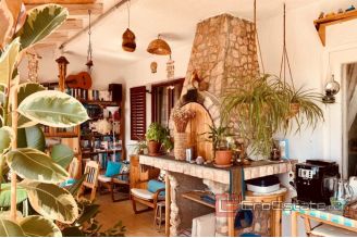 015 5408 30 Hvar House with sea view for sale