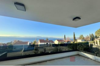 015 1023 37 Krk house with pool near the beach for sale