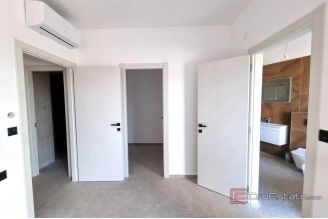 015 1023 38 island krk semi detached house with sea view for sale