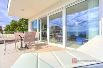 016 1023 39 Krk Villa with four apartments and open sea view for sale