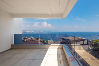 013 1024 36 Opatija Luxury apartment with sea view for sale