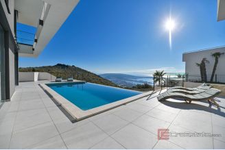 001 5409 30 Trogir Modern villa with pool and a sea view sale