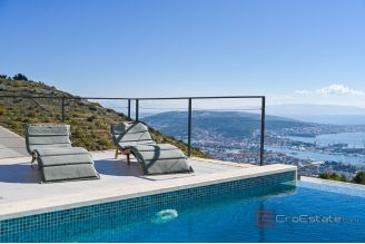 016 5409 30 Trogir Modern villa with pool and a sea view sale