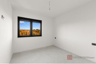 013 2053 04 porec penthouse with panoramic view for sale