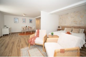 013 5410 30 Kastela Stone house in the first row to the sea for sale